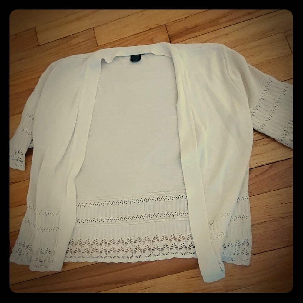 Light wear cardigan